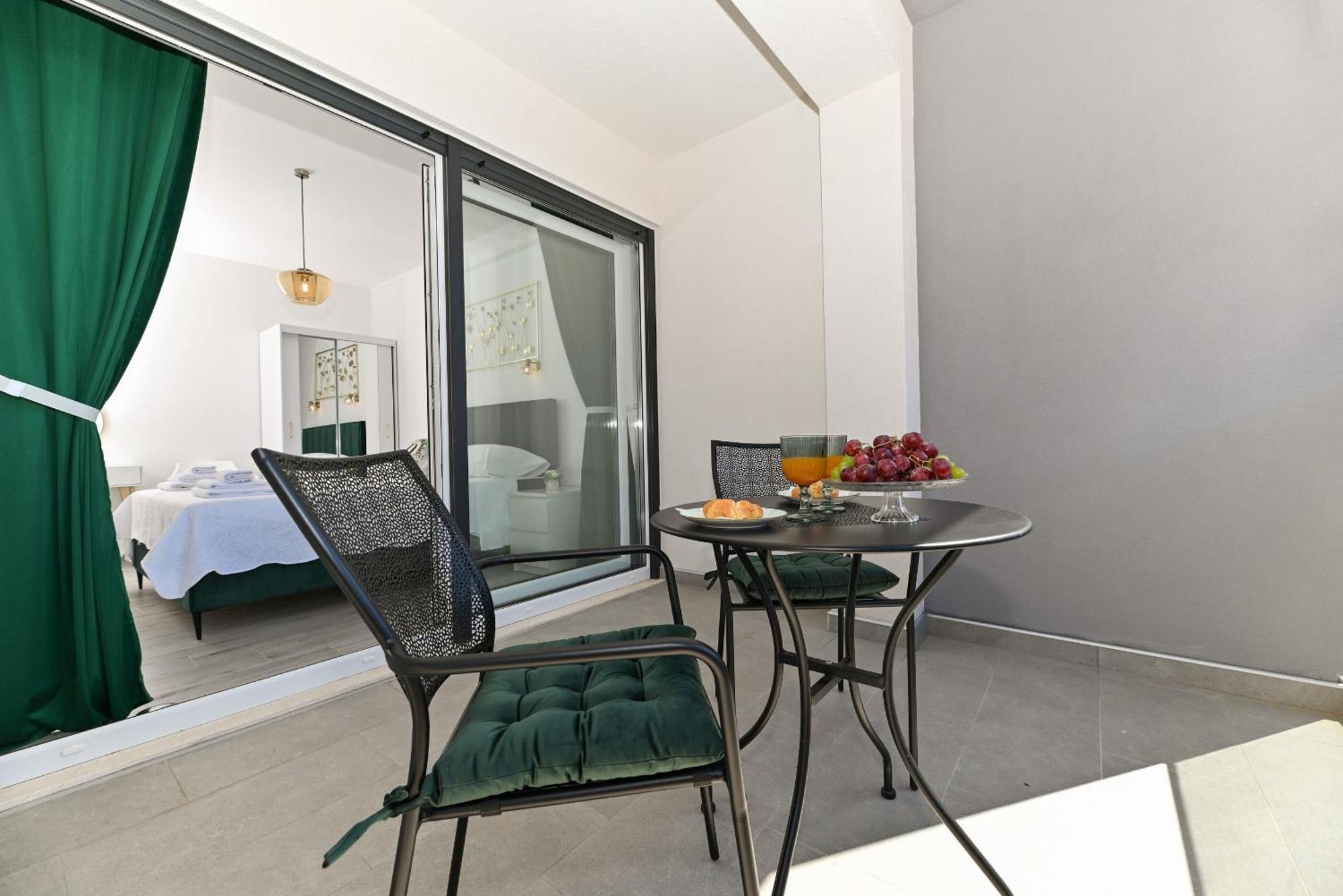 Apartments Diva Trogir Exteriör bild