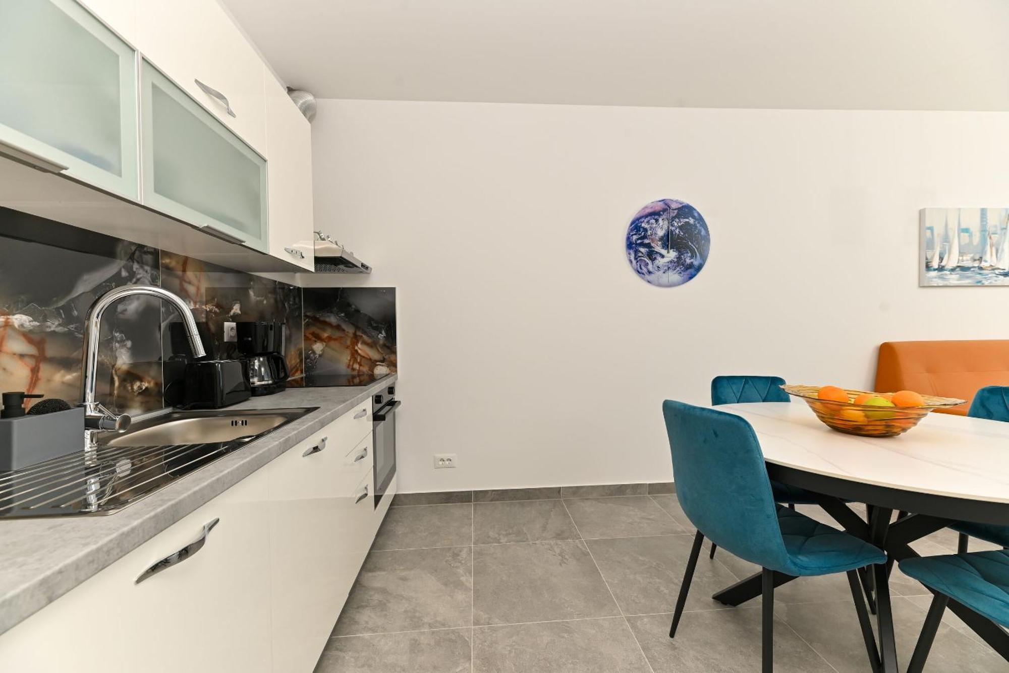 Apartments Diva Trogir Exteriör bild